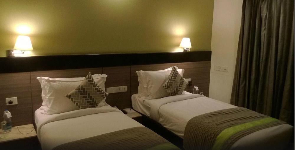 Leisure Inn Grand Chanakya Jaipur Dış mekan fotoğraf