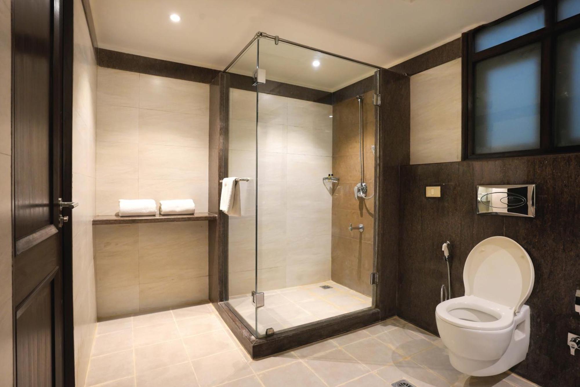Leisure Inn Grand Chanakya Jaipur Dış mekan fotoğraf