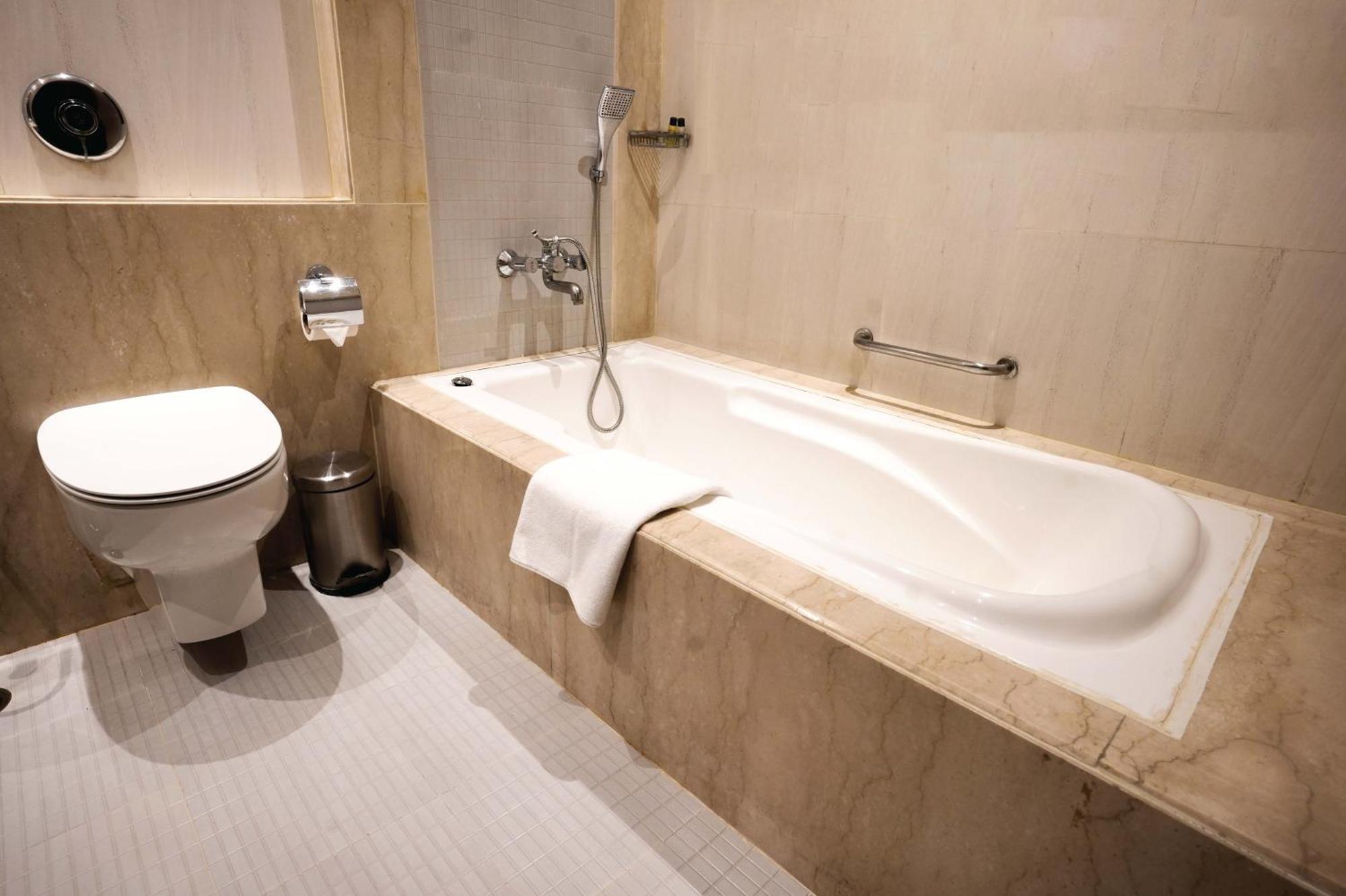 Leisure Inn Grand Chanakya Jaipur Dış mekan fotoğraf