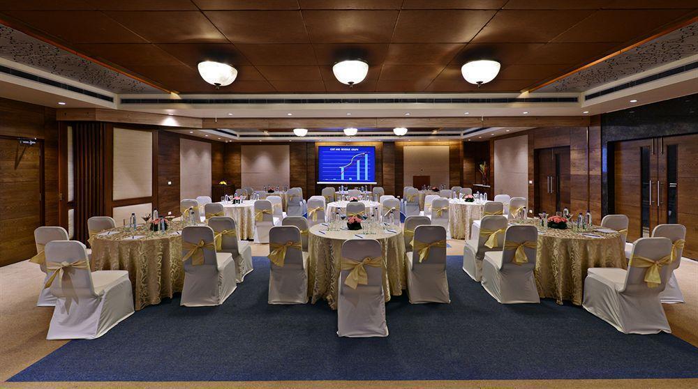 Leisure Inn Grand Chanakya Jaipur Dış mekan fotoğraf