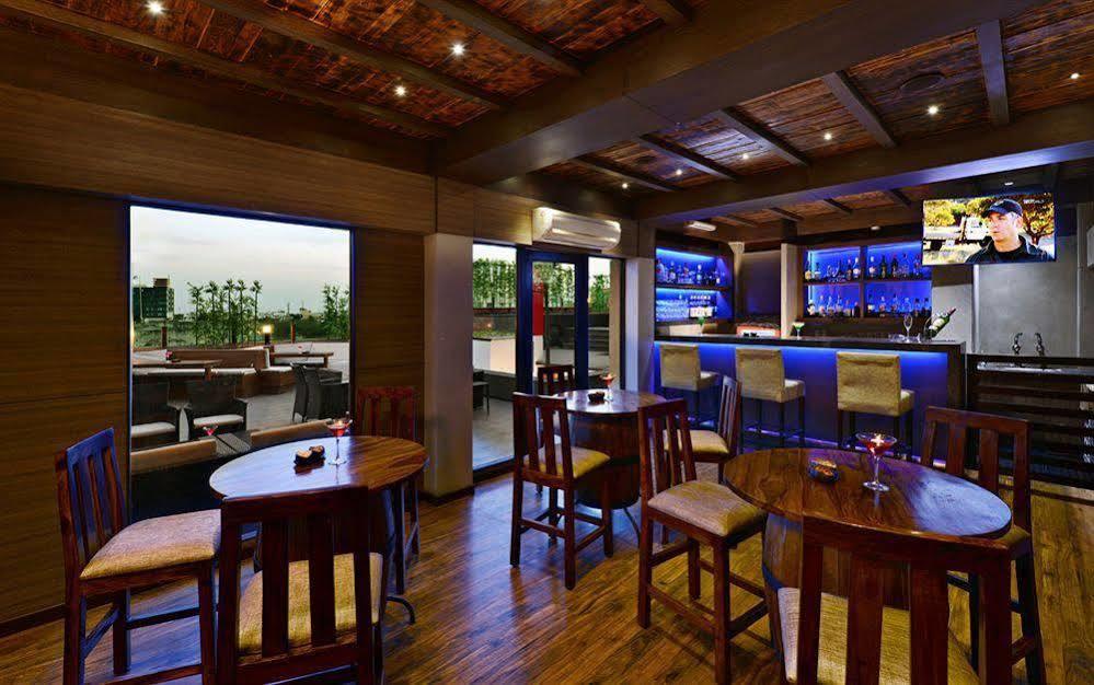 Leisure Inn Grand Chanakya Jaipur Dış mekan fotoğraf